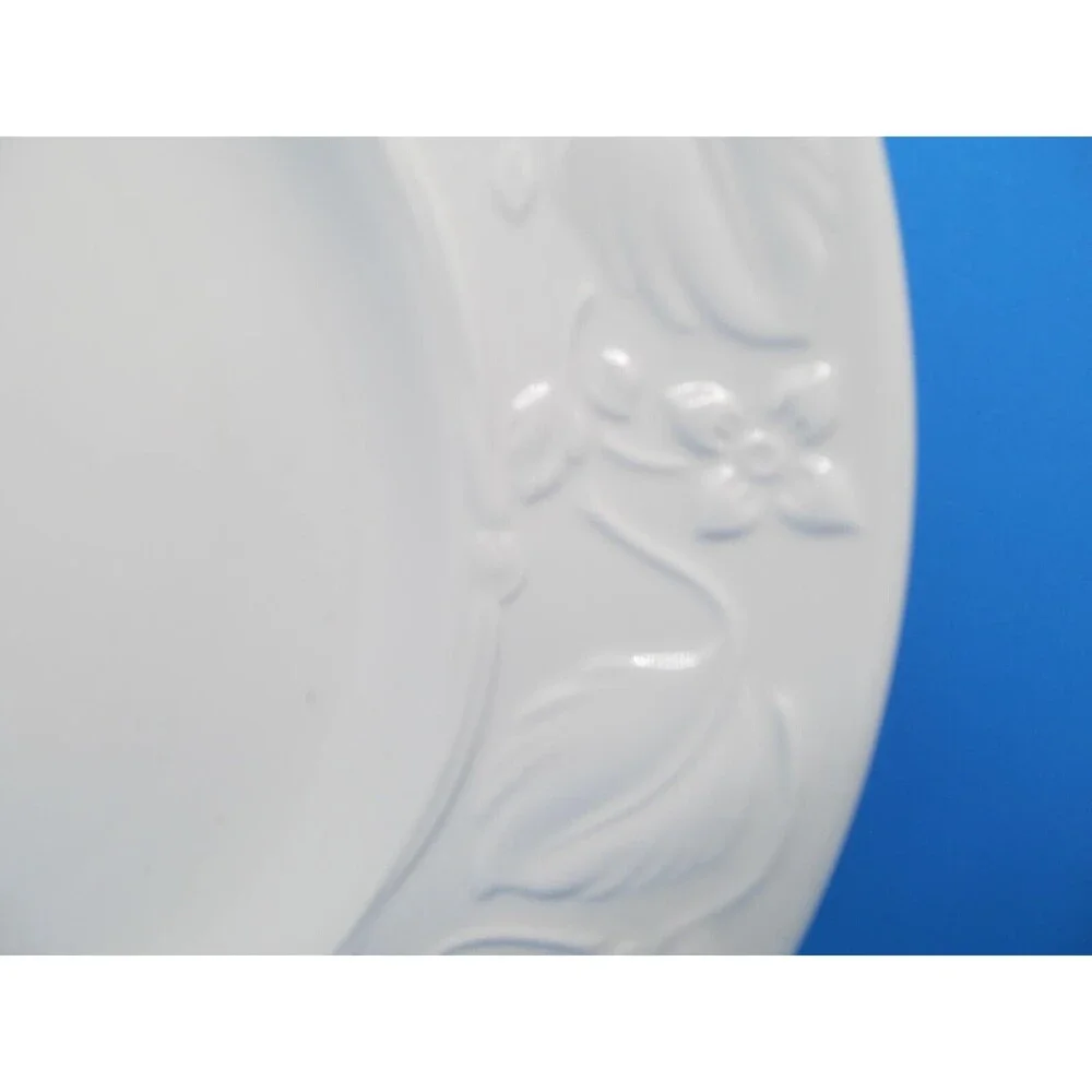 Wedgwood Home Amway 1998 White Serving Oval Plater Embossed England 14